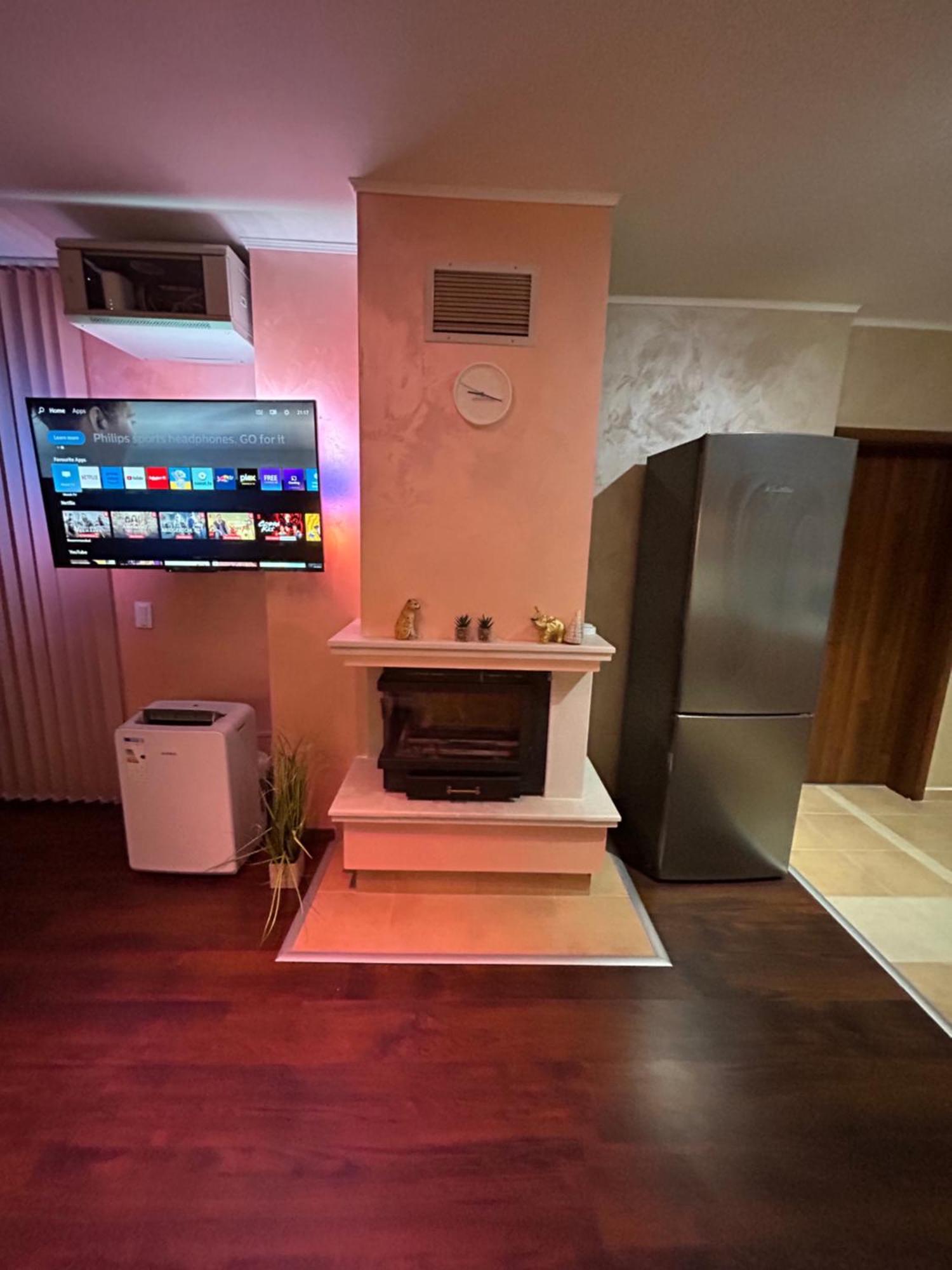 2-Bedroom, 2-Bathroom With Fireplace And Garden At Winslow Infinity بانسكو المظهر الخارجي الصورة