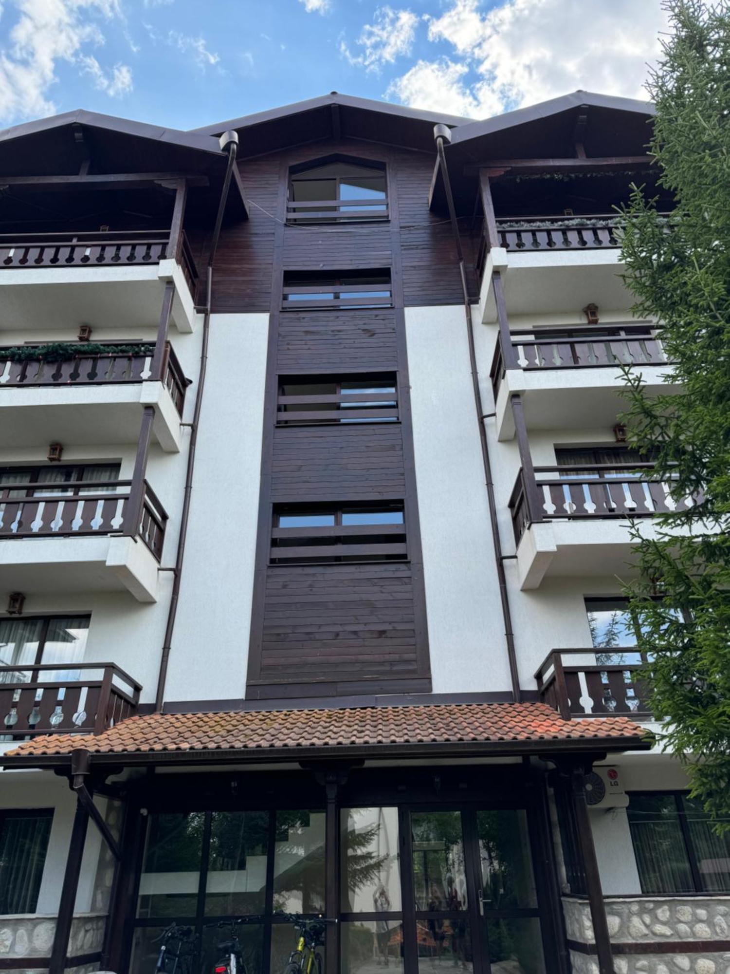 2-Bedroom, 2-Bathroom With Fireplace And Garden At Winslow Infinity بانسكو المظهر الخارجي الصورة
