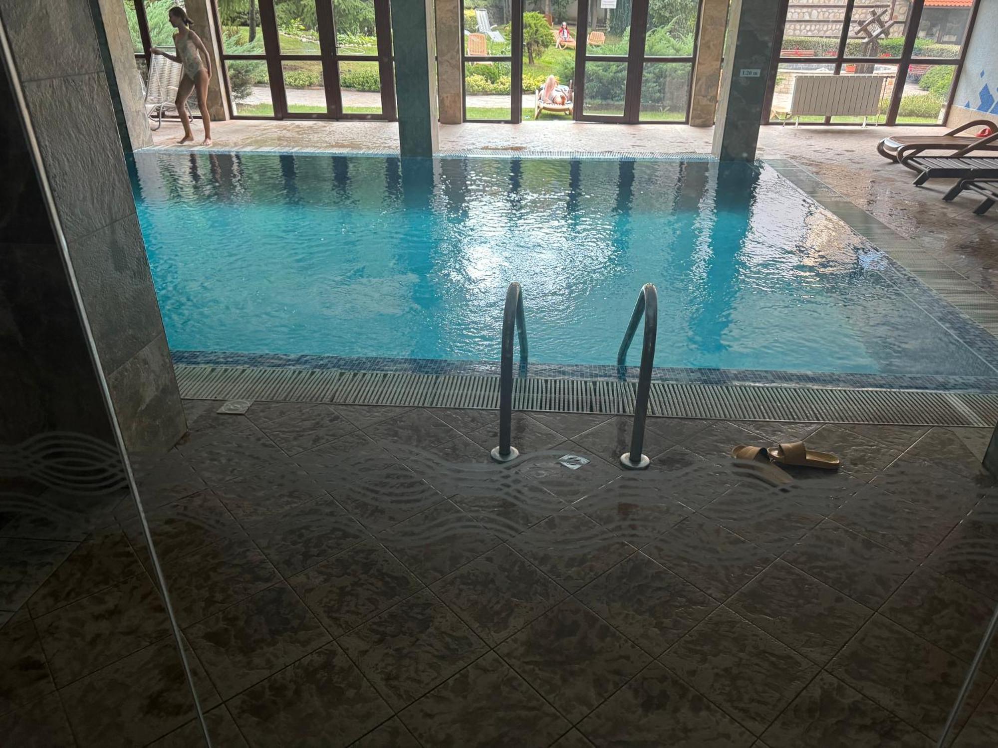 2-Bedroom, 2-Bathroom With Fireplace And Garden At Winslow Infinity بانسكو المظهر الخارجي الصورة
