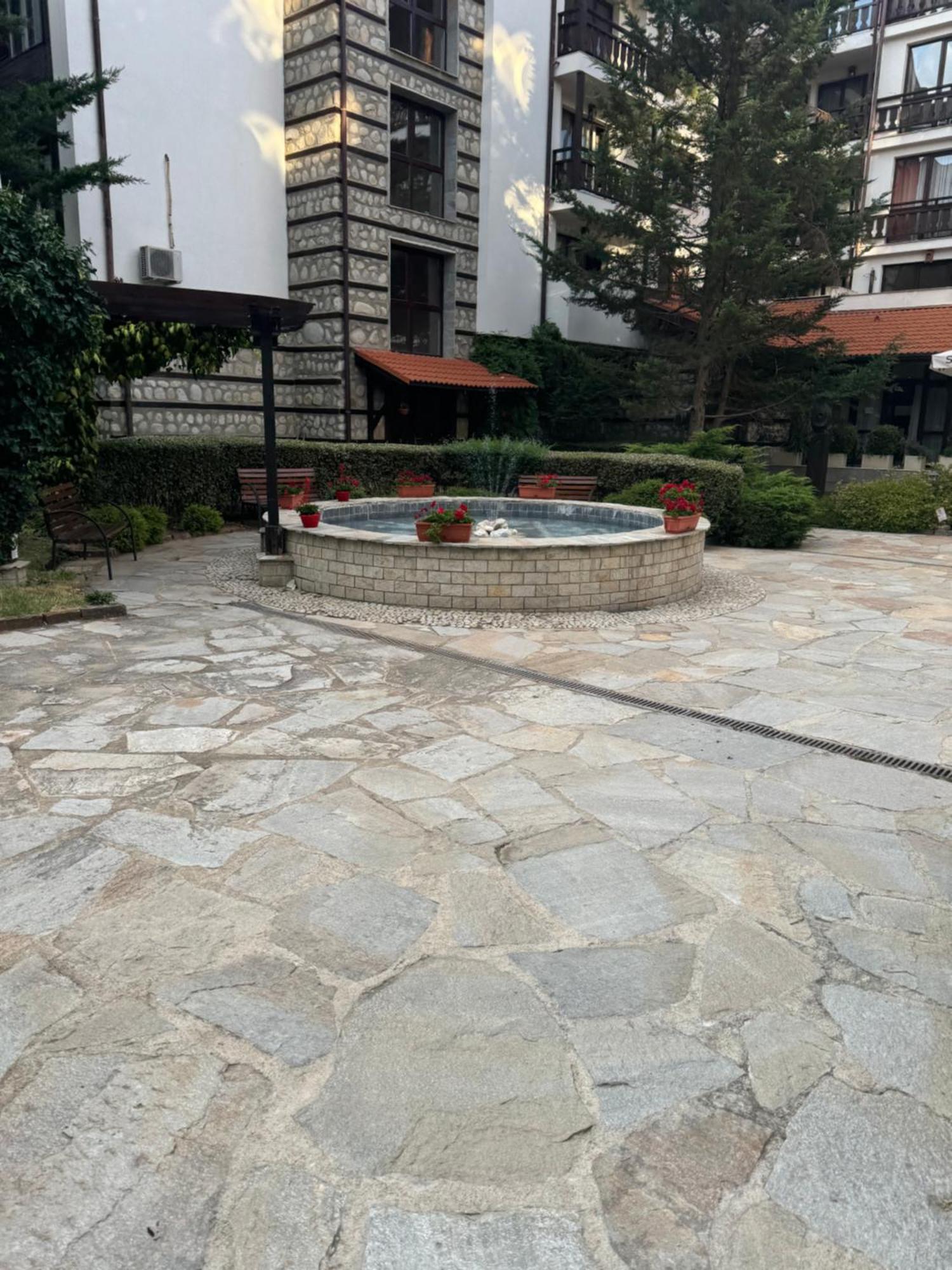 2-Bedroom, 2-Bathroom With Fireplace And Garden At Winslow Infinity بانسكو المظهر الخارجي الصورة